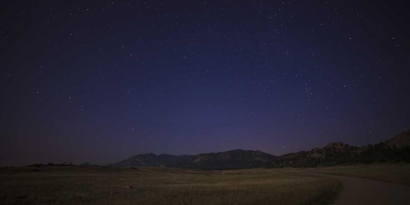 新叶工具6：如何为专业工匠与DIY爱好者选择最佳气动与手动工具组合