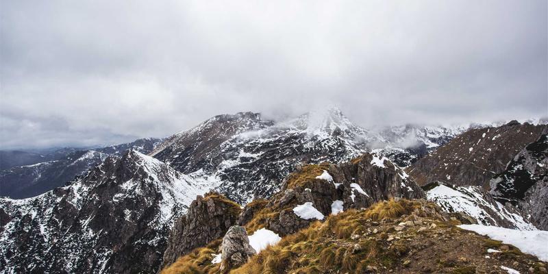 新叶工具使用全攻略：从五金新手到测量专家的进阶指南