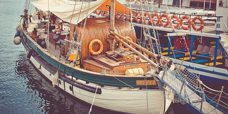 精度即生命:新叶高精度数显扭矩扳手如何重塑汽车制造与航空维修的质量标准